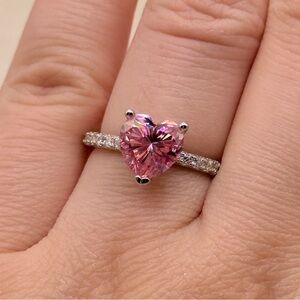 High Quality Lab Grown 2 Carat Heart-Shaped Vibrant Pink Moissanite Silver Ring